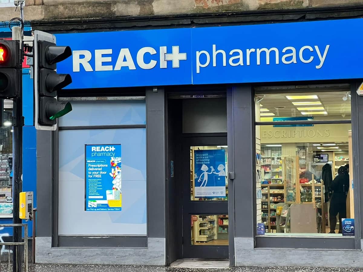 turn tv into signage for your pharmacy